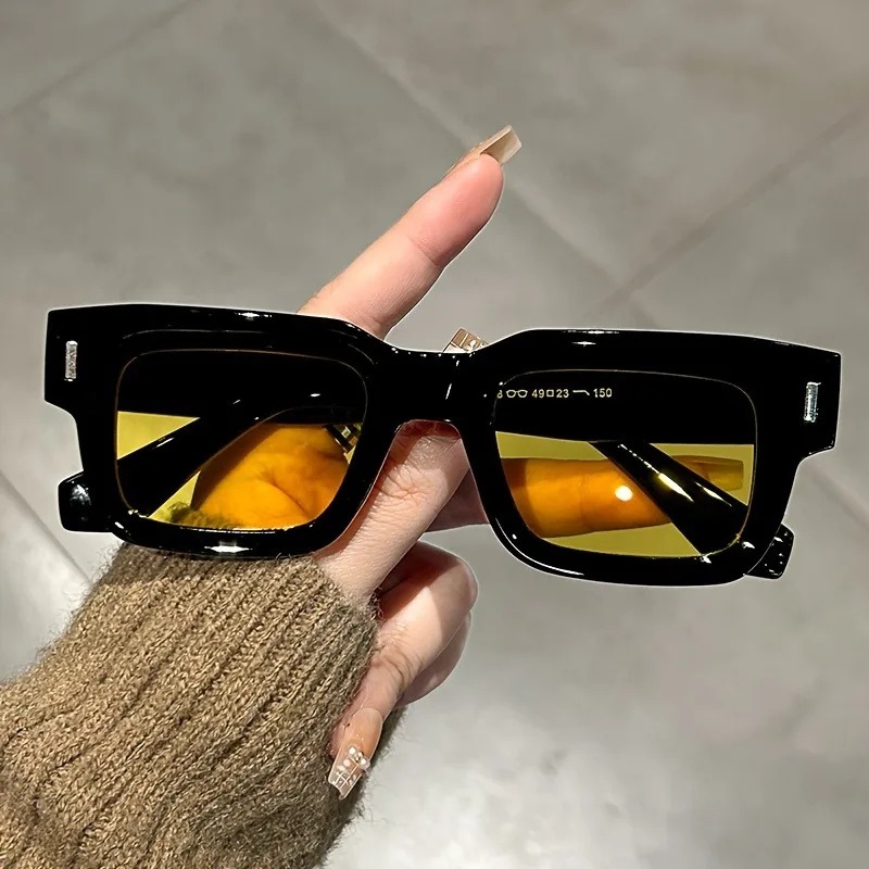 แว่นกันแดดทรงสี่เหลี่ยมหรูหรา  - Luxury Lifestyle Products บทวิจารณ์และราคา